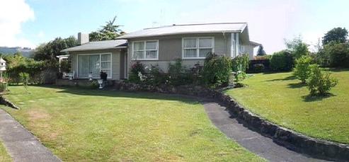 82 Pandora Avenue, Sunnybrook