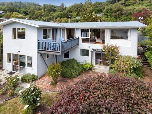 54 Irvine Road, The Cove