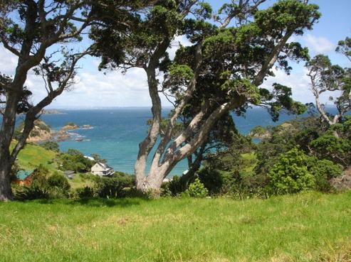 145 South Pacific Road, Rakino Island