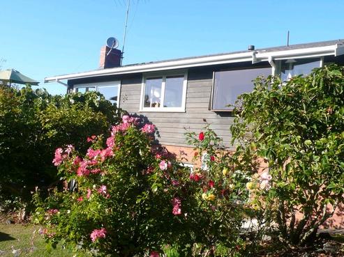 4 Tui Vale Road, Shelly Park