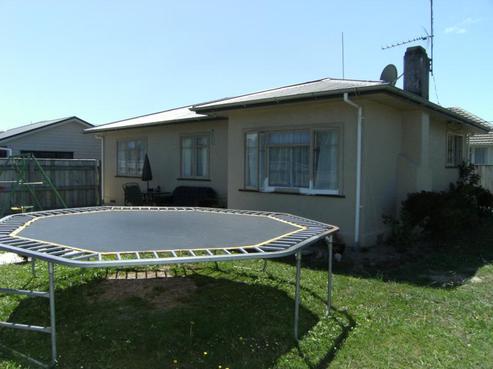 813 Norton Road, Akina