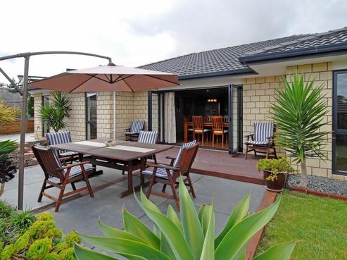 5 Eastridge Terrace, Huntington