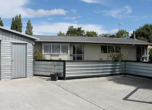 8 Frances Street, Tirau