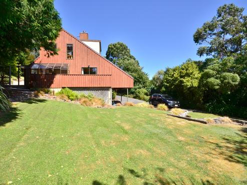 13 Raynbird Street, Company Bay
