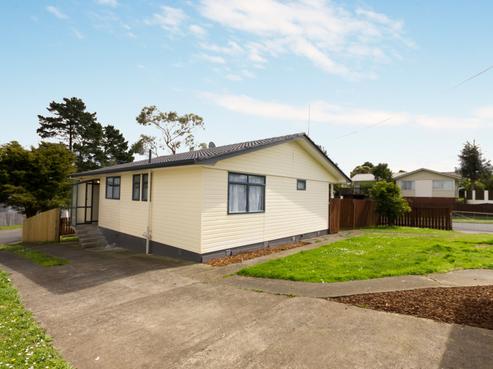 1 Gambare Place, Wattle Downs