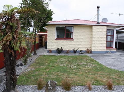 136 Davie Street, Hokitika