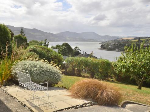 12 Hellyer Street, Macandrew Bay