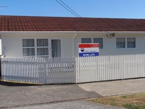 5/1079 High Street, Taita