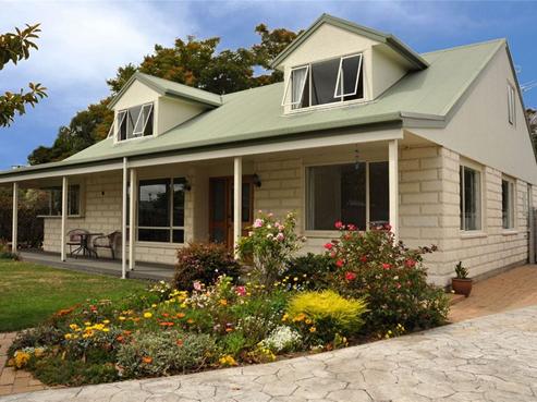 14 Stanton Place, Woodend