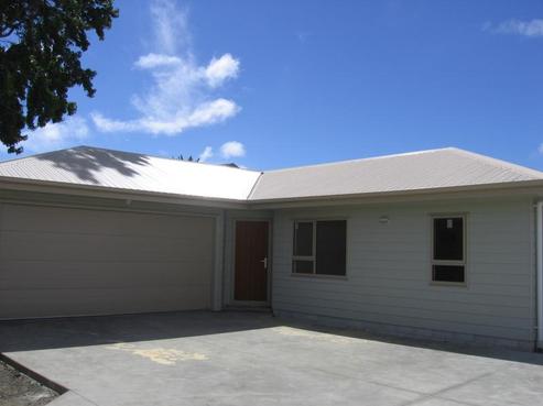 1017B Duke Street, Mahora