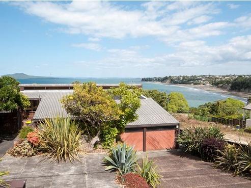 13 Churchill Road, Murrays Bay