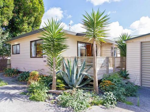 1/63 Cobham Crescent, Kelston