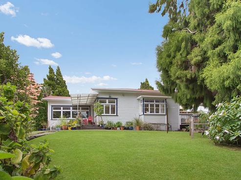 104 Opanuku Road, Henderson Valley
