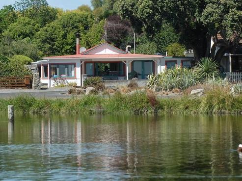 42 Pipi Street, Te Awanga