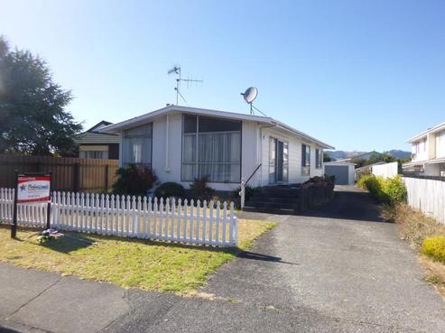48 Walton Road, Paraparaumu Beach