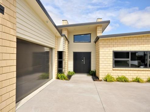 4 Peninsula Point, Huntington