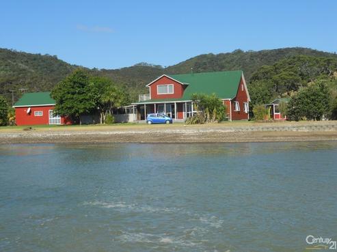 978 Whangaruru North Road, Oakura Coast