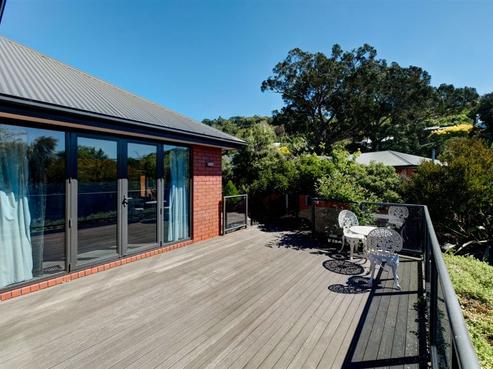 1 Peartree Lane, Hillsborough
