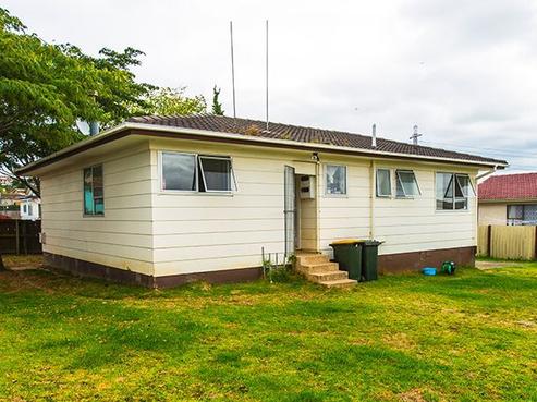 3 Sidey Avenue, Clover Park