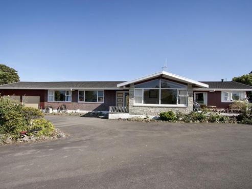 247 Watershed Road, Bunnythorpe