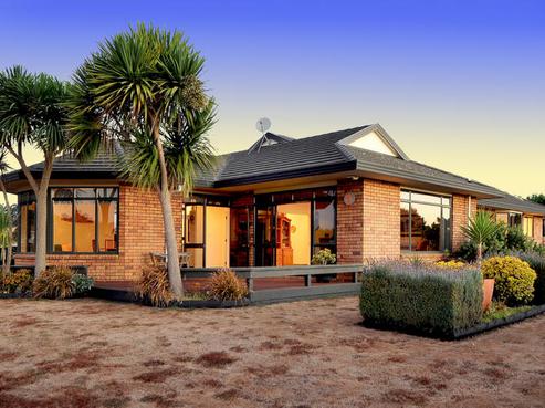 110 Pook Road, Buckland