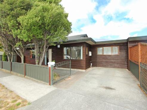 2/16 Bridge Street, Melling