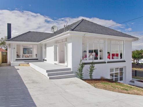 40 Hayr Road, Three Kings