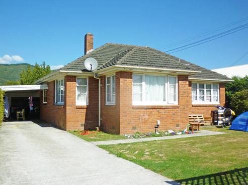 6 Sladden Street, Naenae