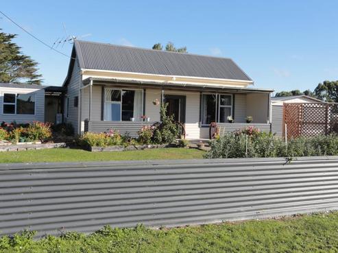 30 Bay View Road, Clifton
