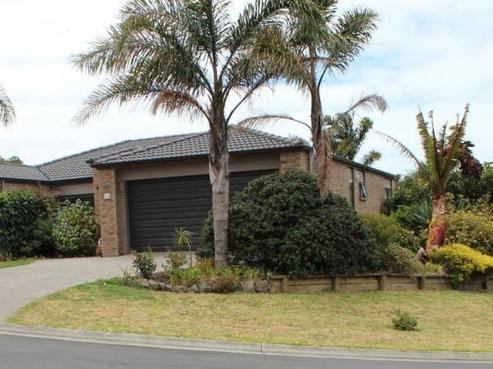 54 Chesterfield Way, Orewa
