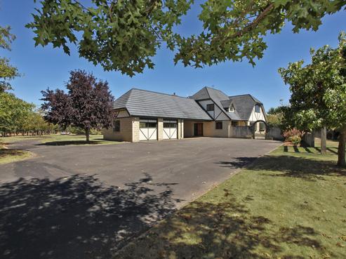 110 Valley Views, Fitzherbert