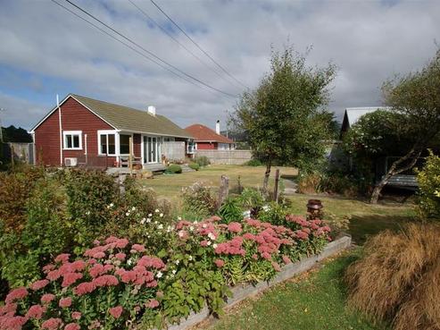 2 Blundell Avenue, Port Chalmers