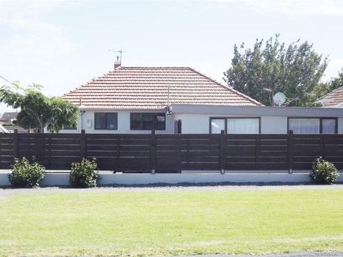 75 Clifton Drive, Waitara