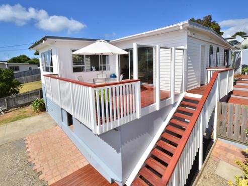 11 Rimu Road, Stanmore Bay