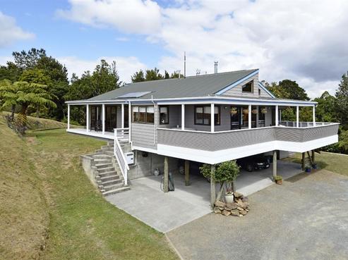 104D Fausett Road, Ararimu