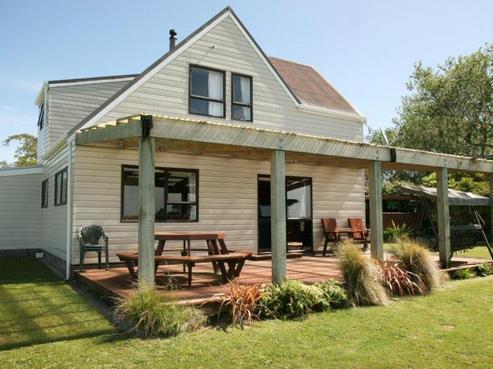 605 Wortley Road, Inglewood