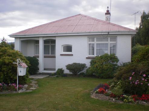 6 Durham Street, Tapanui