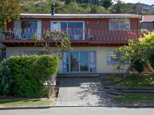 62 Wynyard Crescent, Fernhill/Sunshine Bay