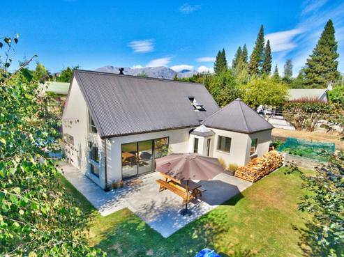 12 Criterion Street, Arrowtown