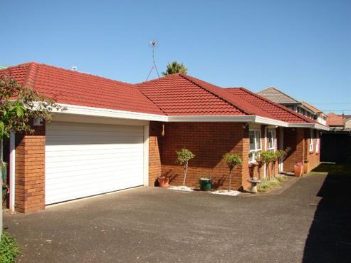 10A Clinker Street, Three Kings