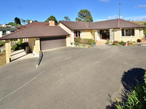 51 Roberta Crescent, Orewa