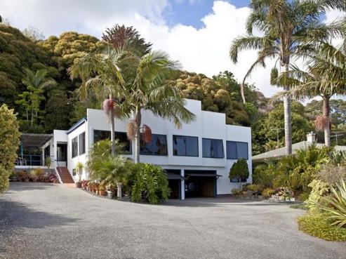 308 Thames Coast Road, Thornton Bay