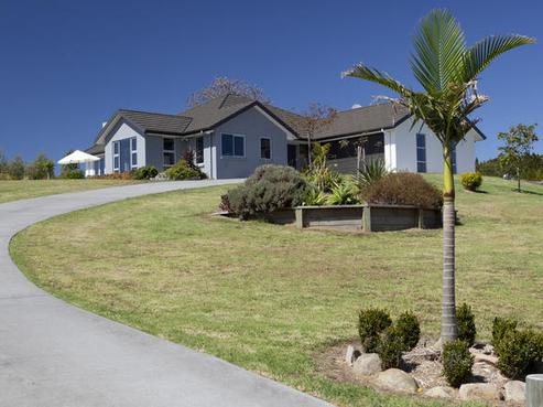 93 West Ridge Road, Maunu