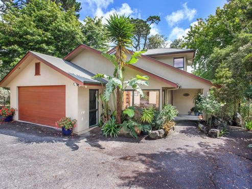 50A Fairmount Road, Titirangi