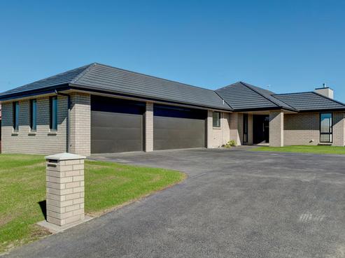 11 Eastfield Drive, Lincoln