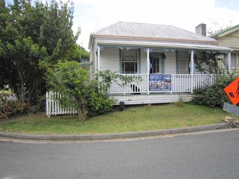 1 Chapel Street, Russell