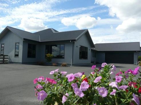 78 Pharazyn Street, Feilding