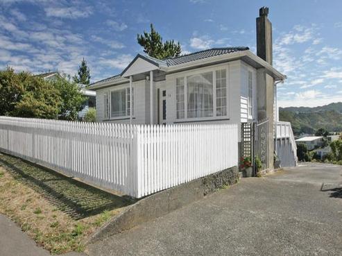 74 Melrose Road, Southgate