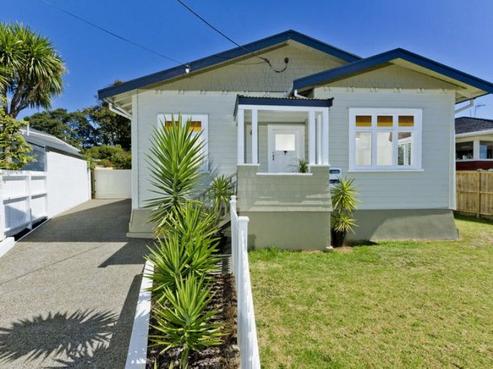 146 Queen Street, Northcote Point