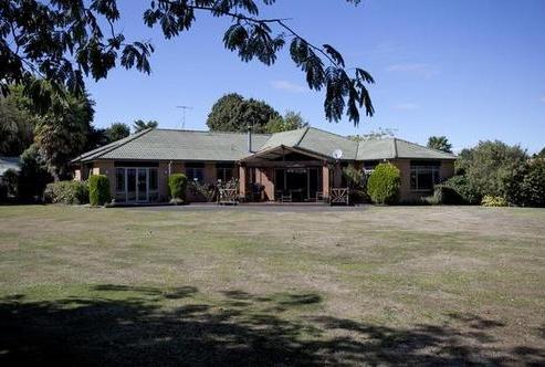 115 Athlone Drive, Cambridge